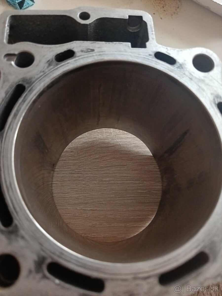 Predám valec Honda crf 450 09-16