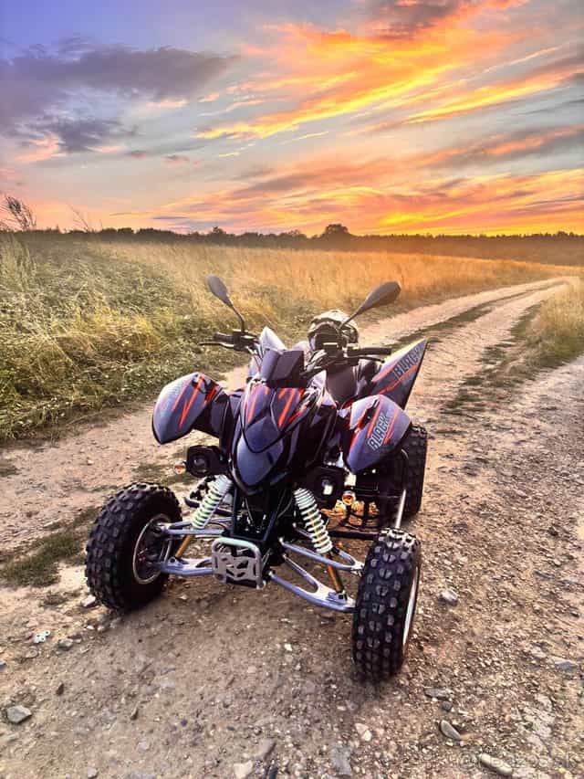 Access Tomahawk 400 black edition