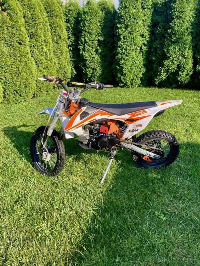 Pitbike Mini Rocket,r.v 2021.Motor 4takt 125cm