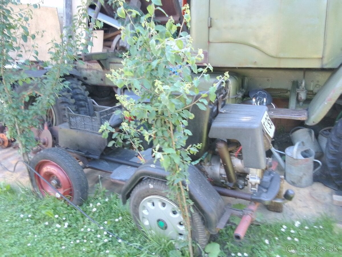 Predám domácej Výroby Štvorkolku silná na vpredu kardan