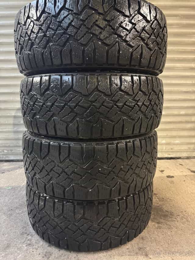 255/55R19