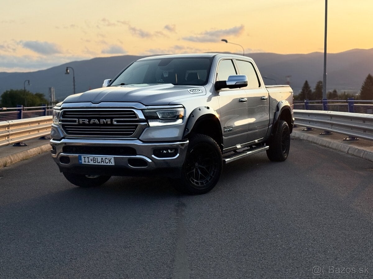 Dodge RAM 1500 Laramie