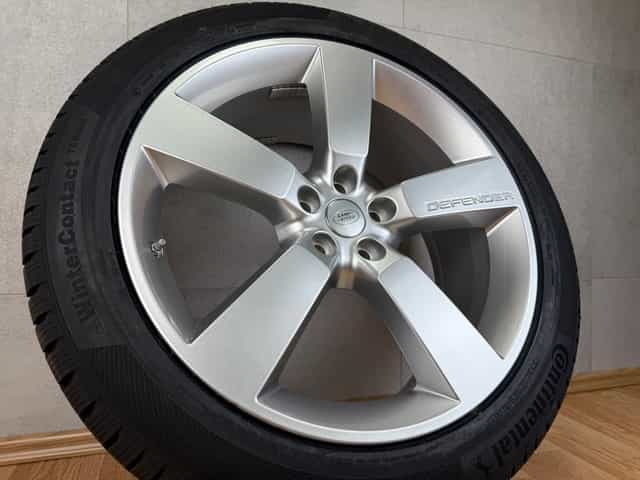 Originál zimní kolesa Land Rover Defender R22