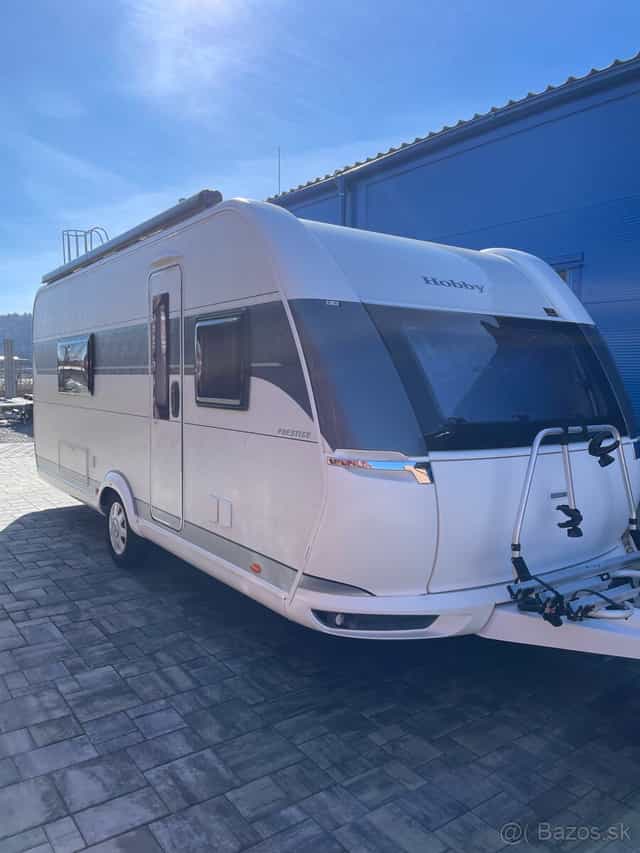Predám obytný príves HOBBY 560 WLU Prestige r.v. 2022