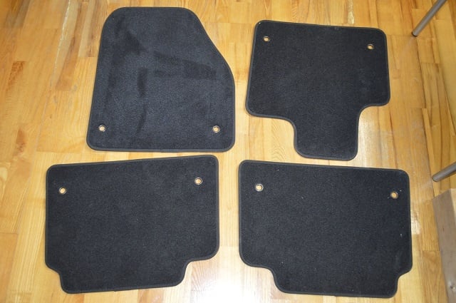 predam nove koberceky do LR Discovery