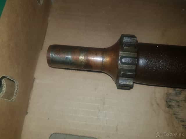 Tatra 138 Tatra 148 hnací hřídel