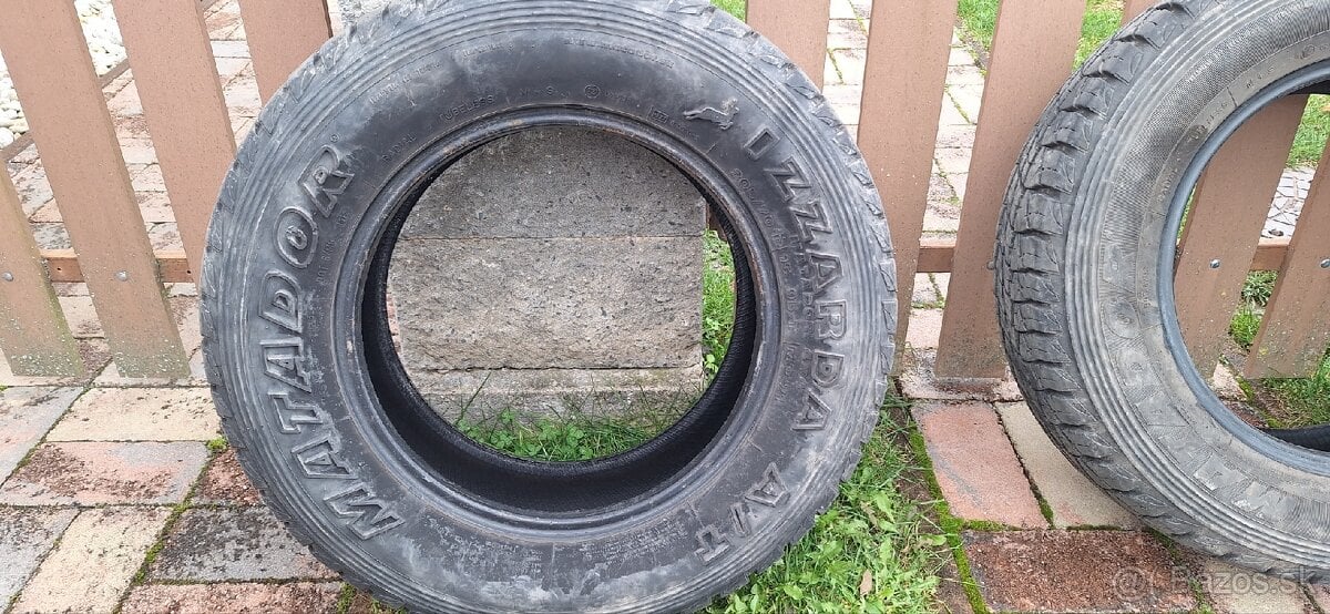 Predám offroad pneu 205/70/R15