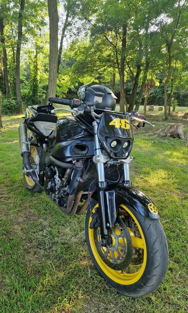 Suzuki gsxr 600 BEZ PAPIEROV