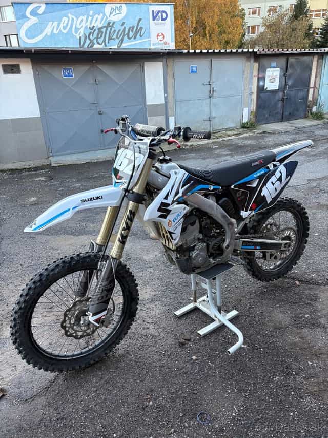 Suzuki RMZ 250