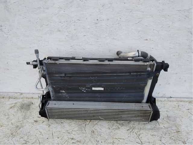 Jeep Cherokee KL 13-17 2.2 předna stěna chladiče