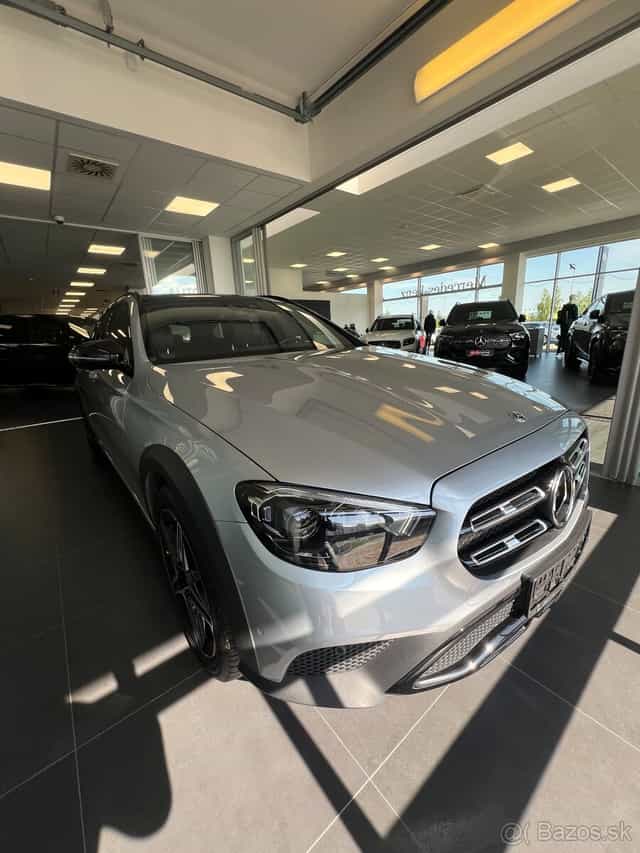 Mercedes-Benz E 220d 4MATIC All-Terrain AMG
