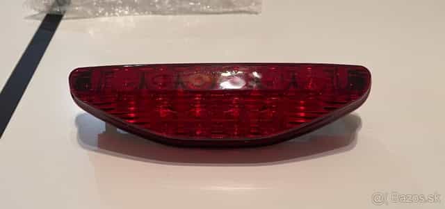 Zadne svetlo HONDA TRX 250 300 400 500 700 450R 450ER 400EX