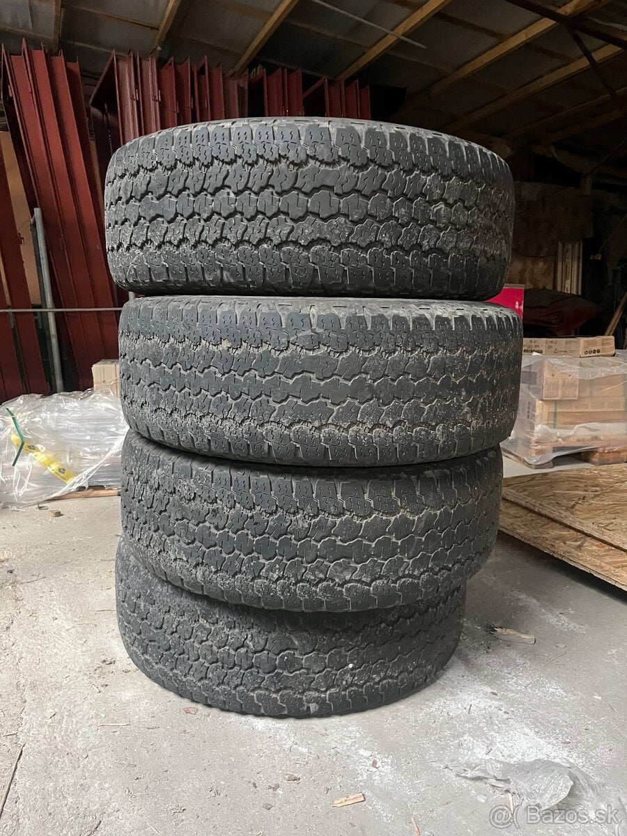 Goodyear Wrangler All-Terrain Adventure