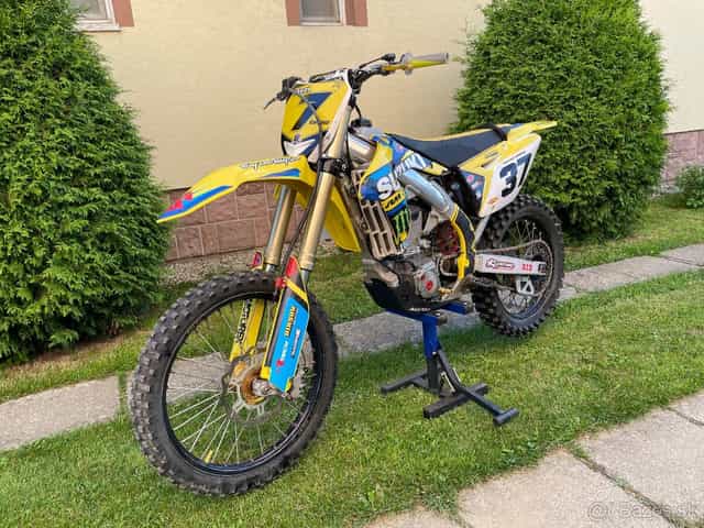 Suzuki RMZ 450 2015