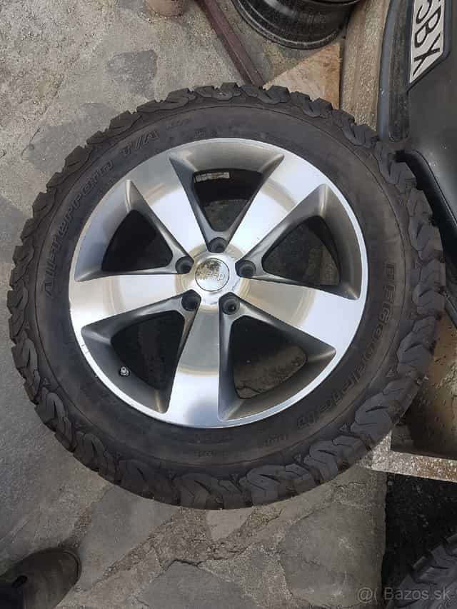 Jeep Wrangler, Cherokee, Gladiator, Rubicon