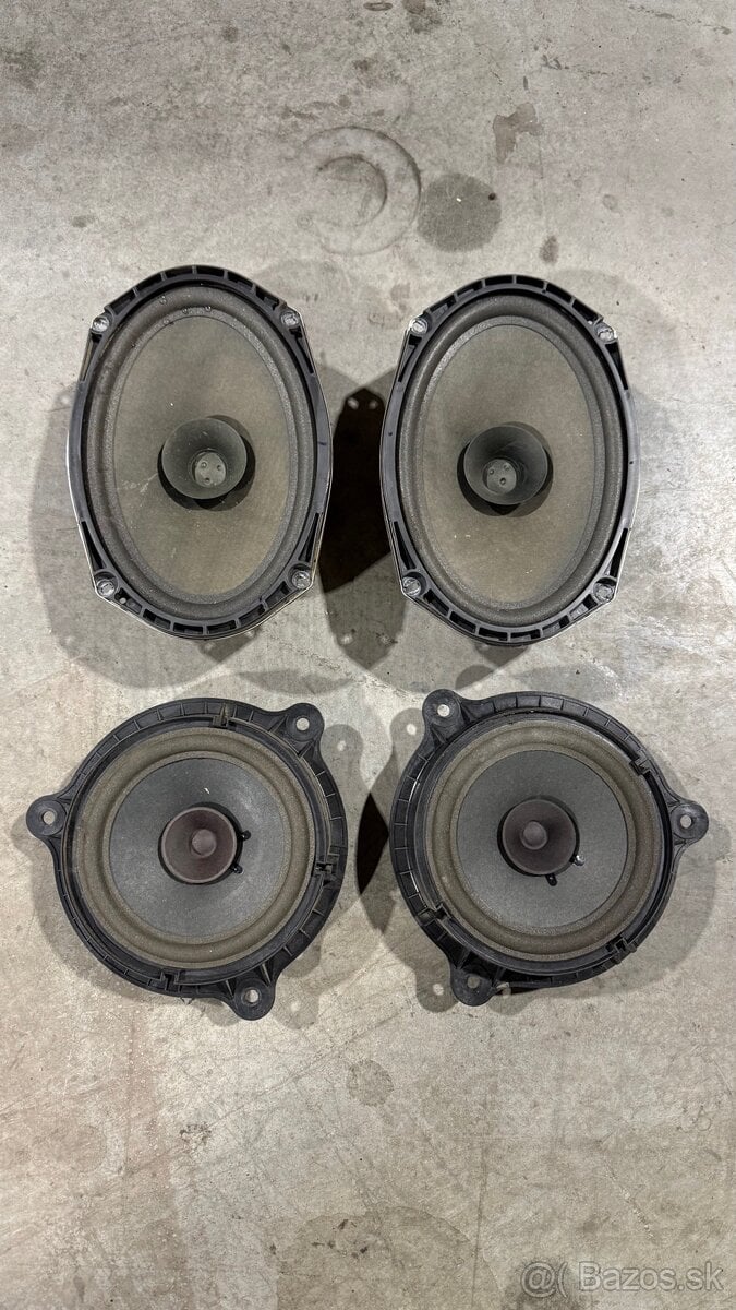 Nissan navara reproduktory