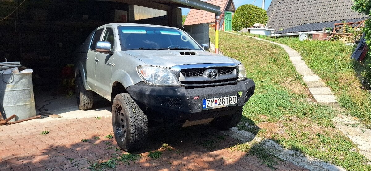 TOYOTA HILUX 3,0 D-4D , PREDAJ / VYMENA