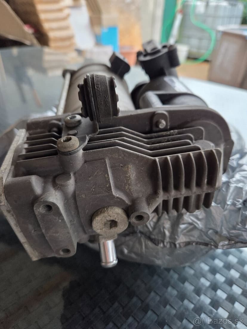 Vzduchový kompresor Mercedes