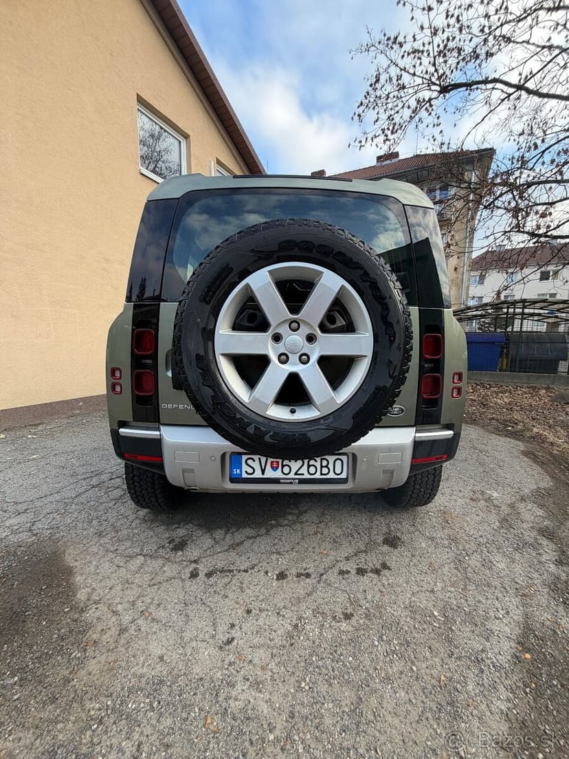 Land Rover Defender 3.0 I6 400k