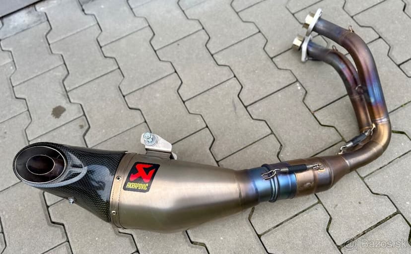 výfukový systém Akrapovič - Z650RS / Z650 / Ninja 650