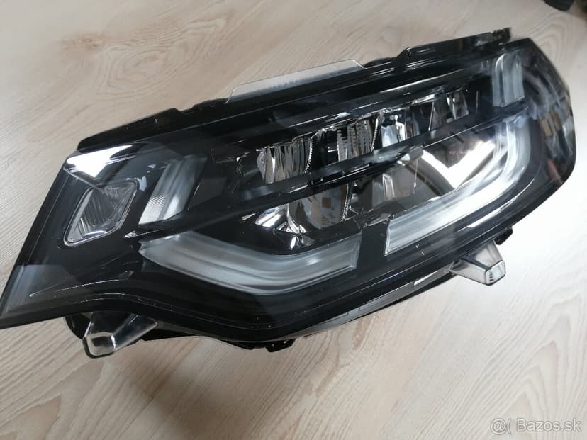 Land Rover Discovery 5 L462 levý FULL LED světlomet
