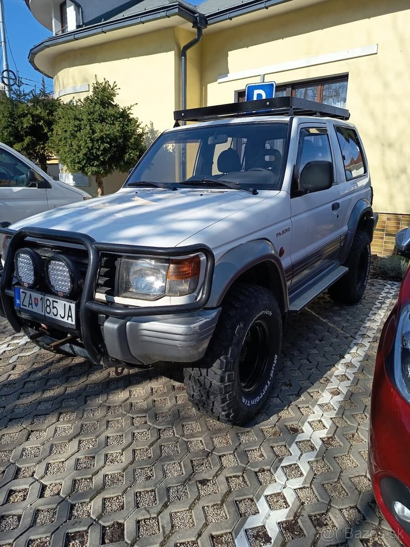 Mitsubishi Pajero 2.5td