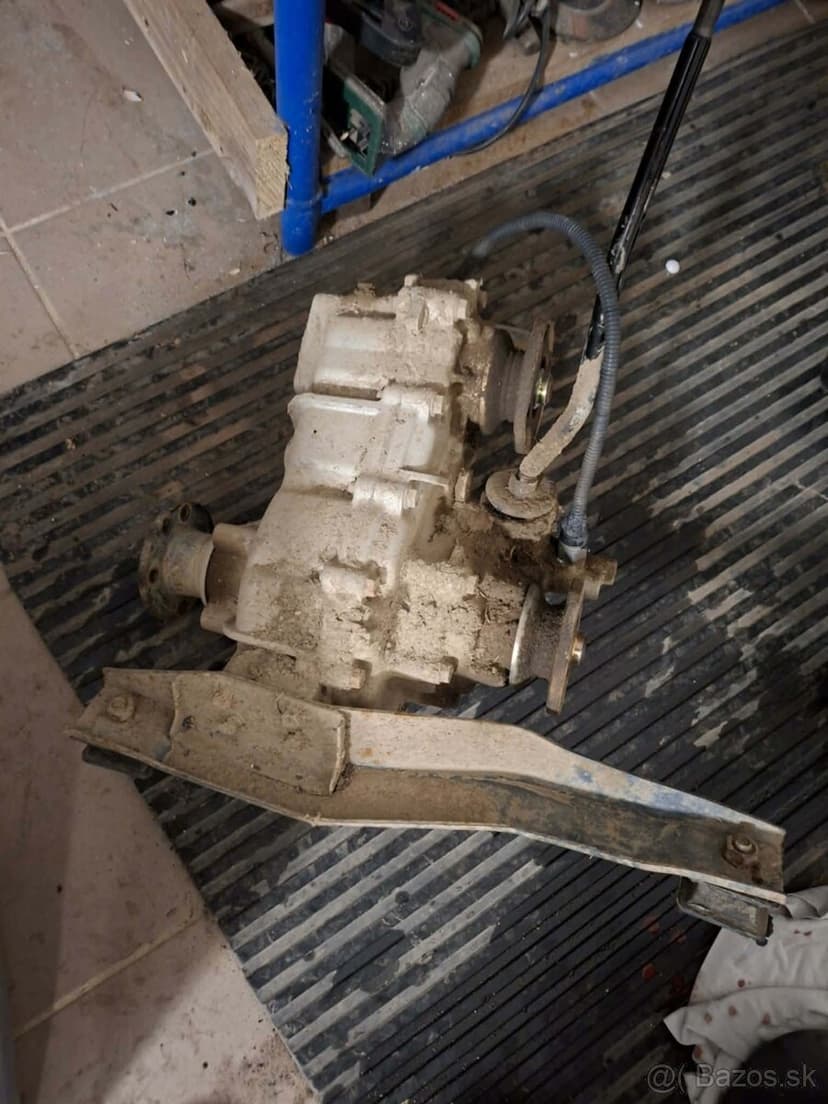 Predám diely na Suzuki Samurai 1.0-1.3