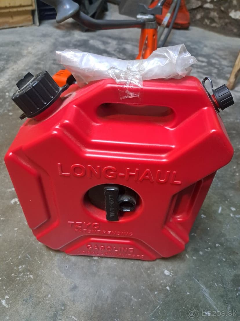 Plastový expediční kanystr