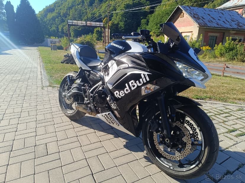 Kawasaki Ninja 650 2022