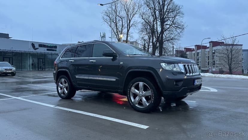 Predám Jeep Grand Cherokee WK2 3.0 CRD