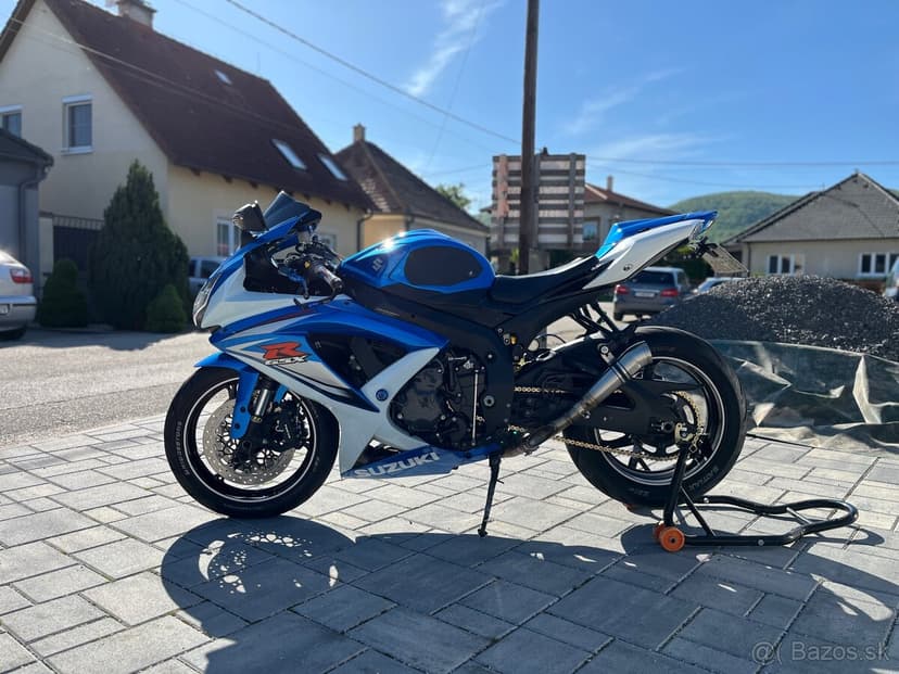 Suzuki Gsxr 750 K9