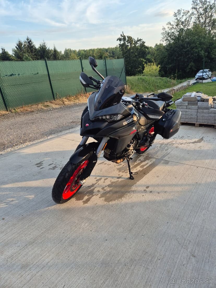 Ducati Multistrada V2s