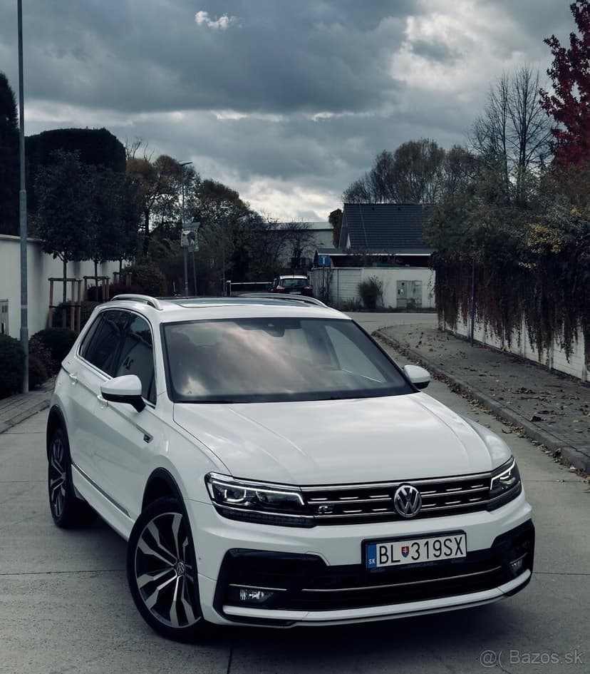 VW Tiguan R-Line 176KW Panoramatická strecha