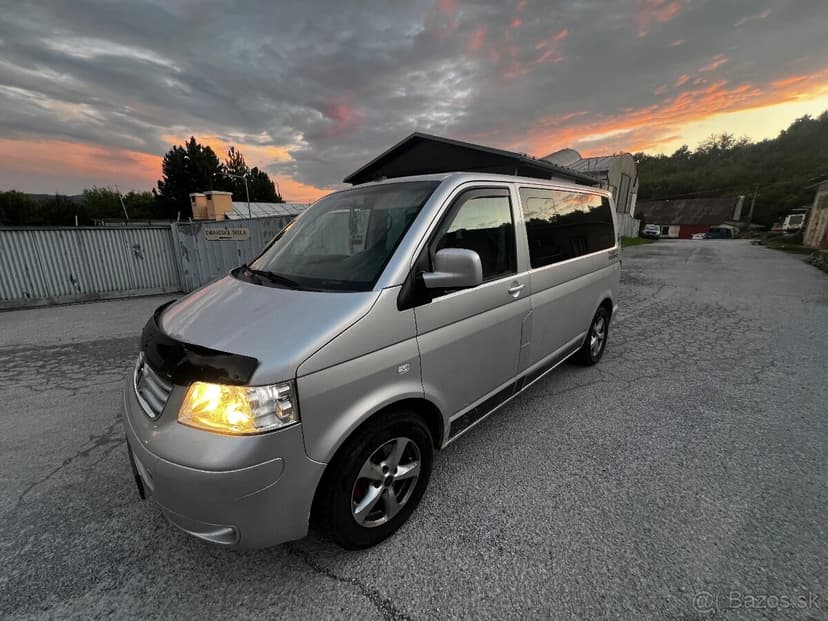 Predam volkswagen Multivan T5 tdi