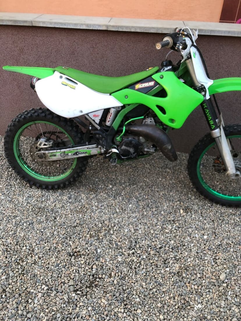 Kawasaki kx 125 2002 2T čítať text