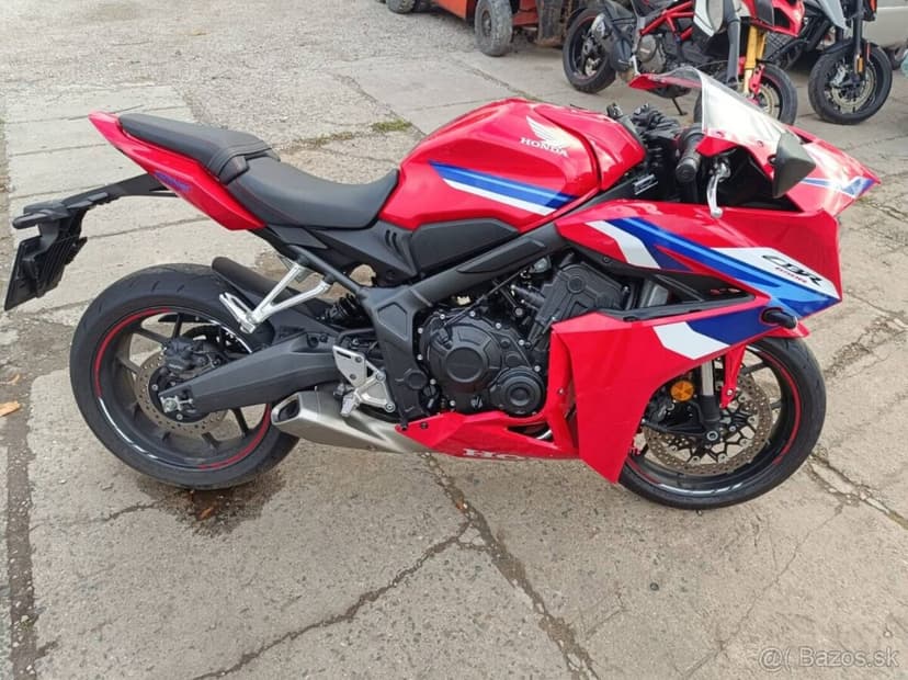 Honda CBR 650 RA