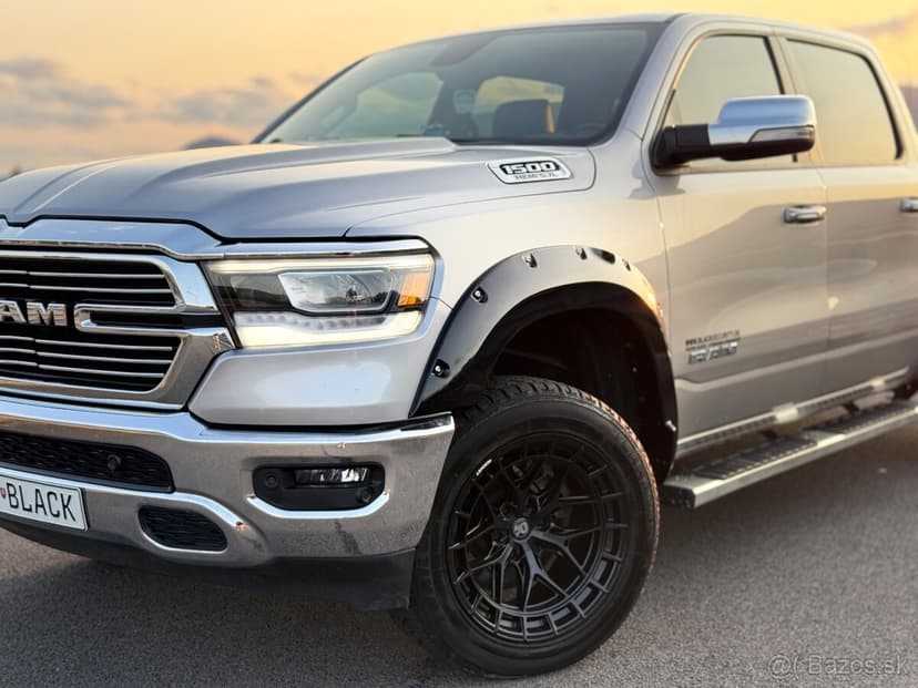 Dodge RAM 1500 Laramie