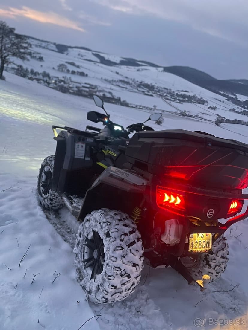 CF Moto Cforce 1000 X Gladiator 4x4.