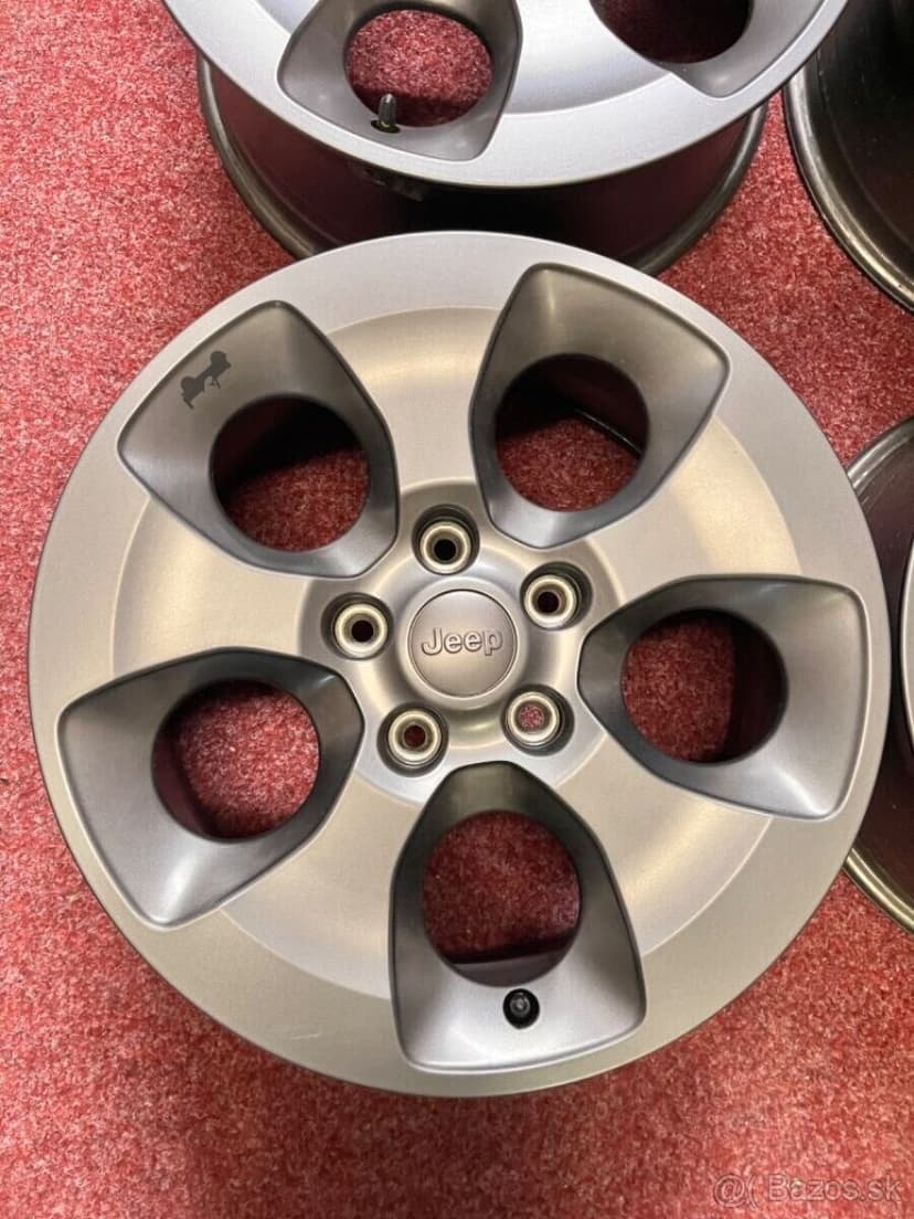 5x127 R18 originál alu Jeep - ET 44.45 - TOP STAV