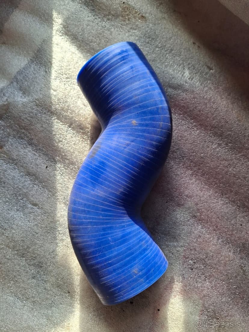 Land rover hadica intercoolera td5