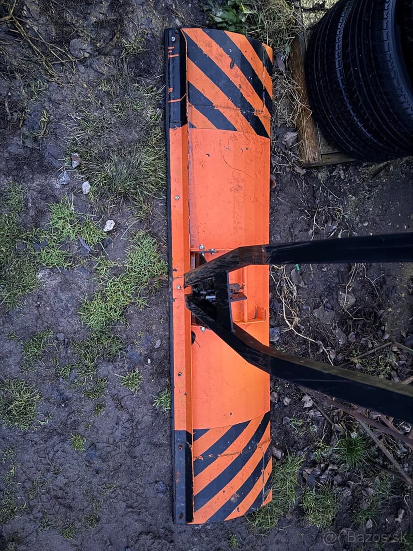 Snezná radlica na sneh