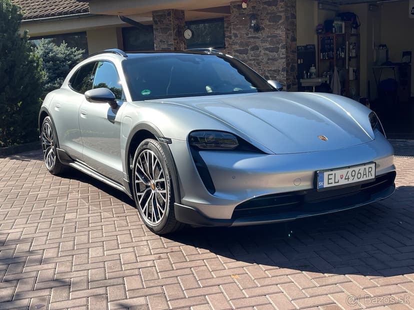 PORSCHE Taycan Cross Tourismo 4