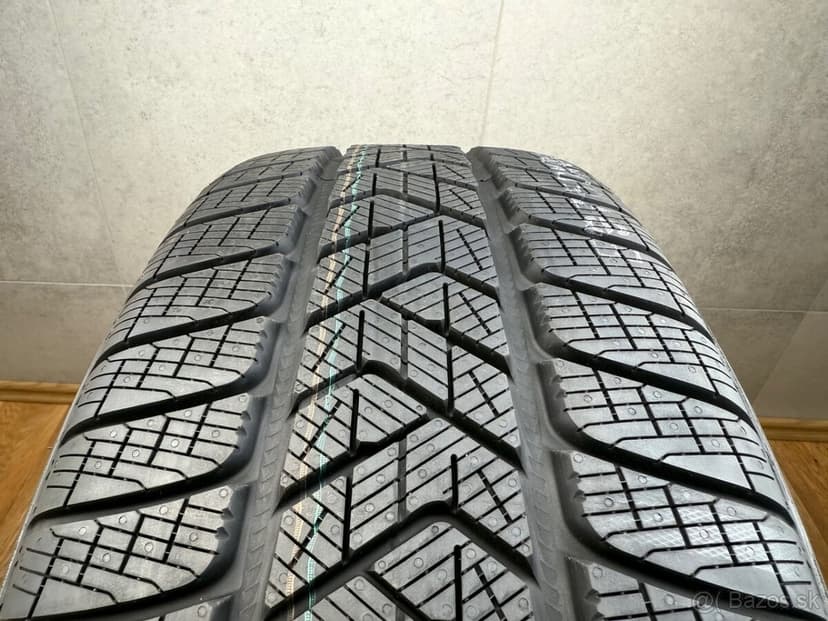 Originál zimní kolesa R20 Land Rover Defender