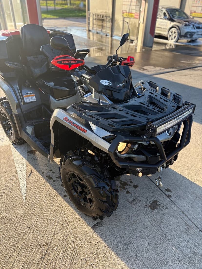 Can-Am outlander 1000
