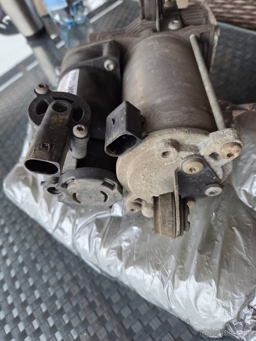 Vzduchový kompresor Mercedes