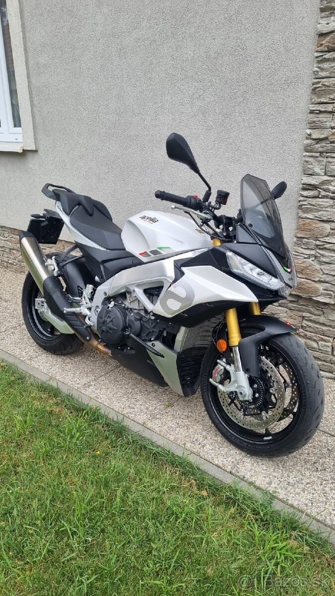 Aprilia Tuono 1100 V4 RR