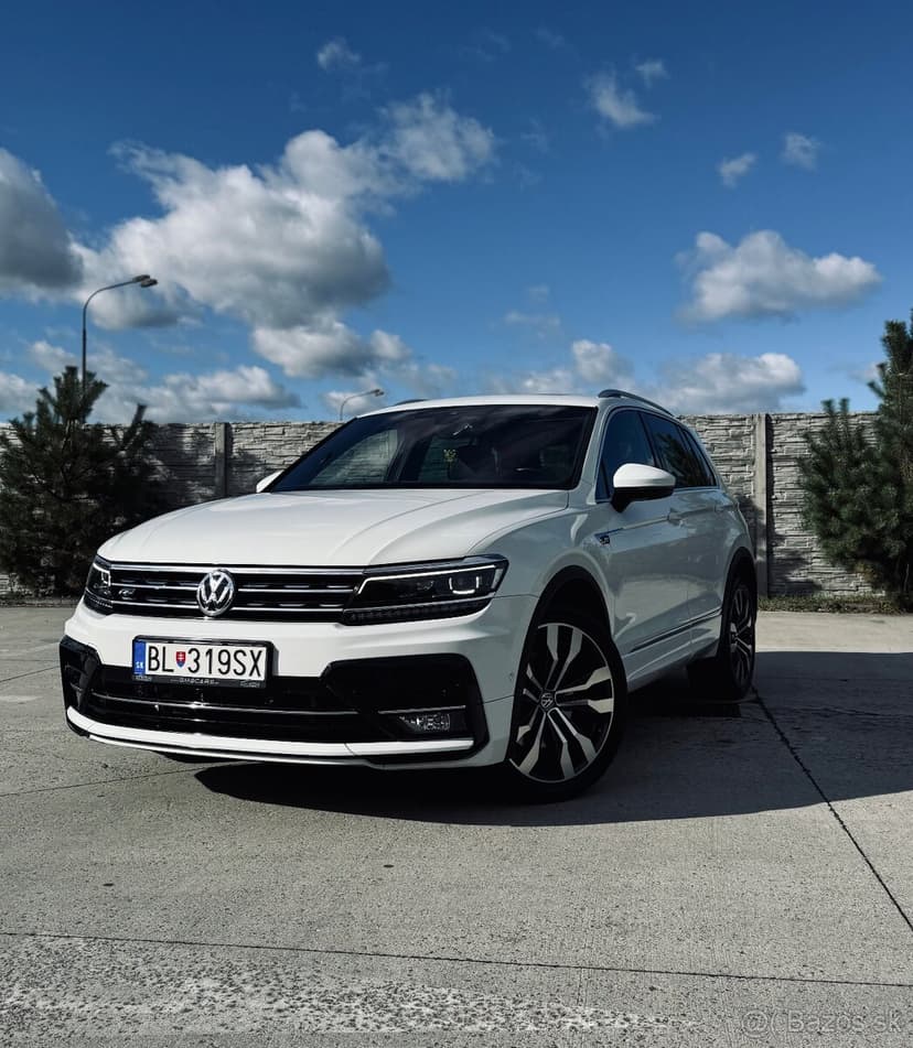VW Tiguan R-Line 176KW Panoramatická strecha
