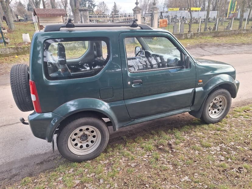 SUZUKI JIMNY 1,3 BENZIN 4X4 ŤAŽNÉ