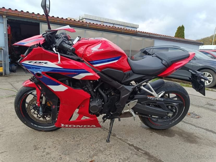 Honda CBR 650 RA