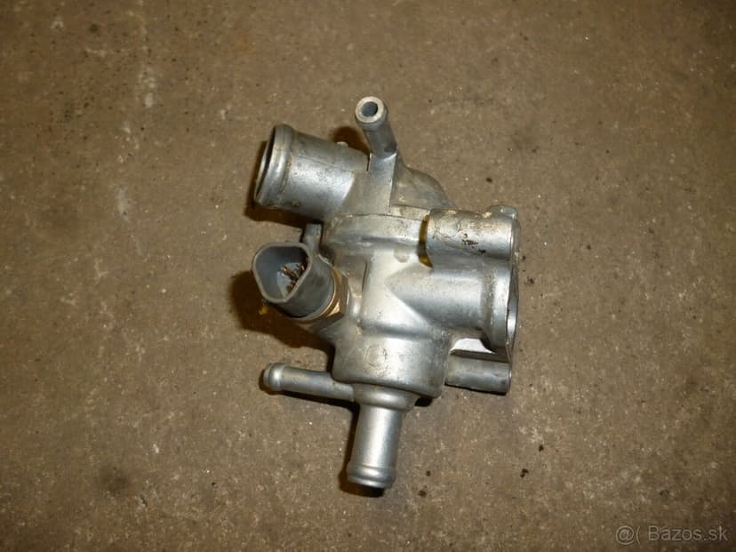 Honda CBR 600 F4. Termostat. do 2006